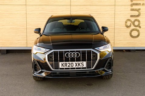 Audi Q3 TFSI S LINE 5