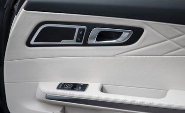 Mercedes-Benz Amg GT GT C Roadster 21