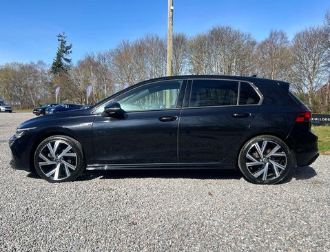 Volkswagen Golf 2.0 Golf R-Line TDI Semi-Auto 5dr 10