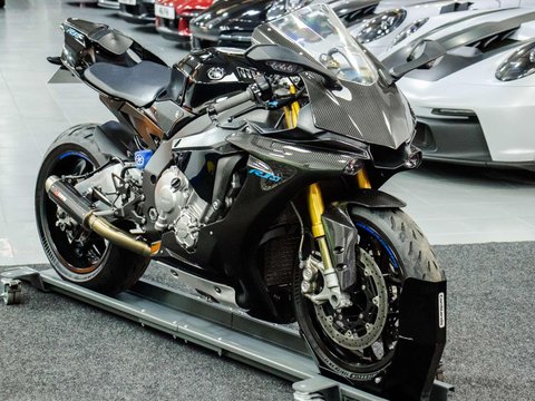 Yamaha R1M 1000 Super Sports Petrol Manual (200 ps) 25