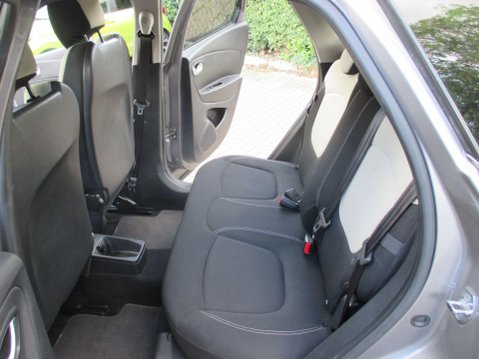 Renault Captur 0.9 TCe ENERGY Iconic Euro 6 (s/s) 5dr 29