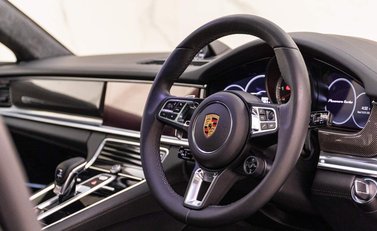 Porsche Panamera TURBO PDK 5