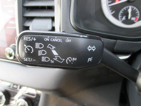 Skoda Karoq 1.5 TSI SE L DSG Euro 6 (s/s) 5dr 34