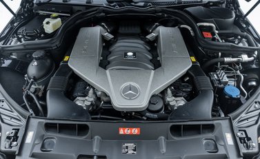 Mercedes-Benz C63 AMG BLACK SERIES 44