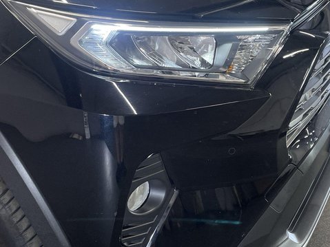 Toyota Rav4 2.5 VVT-h Design SUV 5dr Petrol Hybrid CVT Euro 6 (s/s) (218 ps) 10