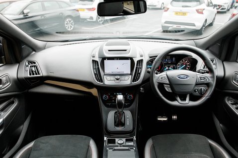 Ford Kuga ST-LINE EDITION TDCI 3
