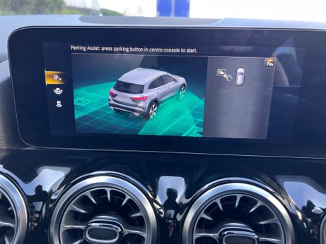 Mercedes-Benz GLA 1.3 GLA180 AMG Line (Premium Plus) 7G-DCT Euro 6 (s/s) 5dr 22