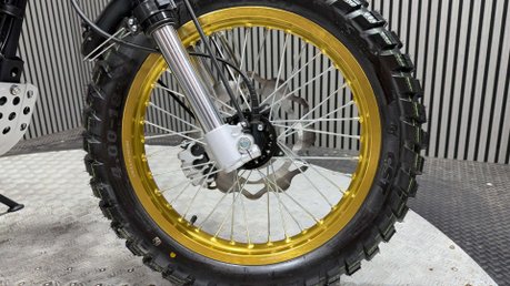 Bluroc Motorcycles Hero 2026 ONLY 10KM 1 OWNER ENDURO SCRAMBLER BIKE 125CC 72