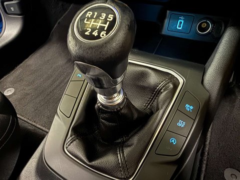 Ford Focus 1.5 Focus Titanium TDCI 5dr 21