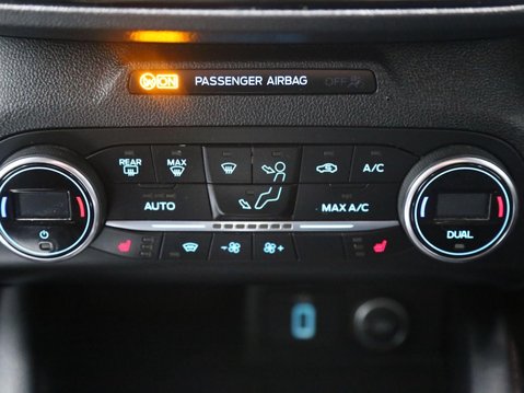 Ford Focus 1.0T EcoBoost ST-Line X Euro 6 (s/s) 5dr 17