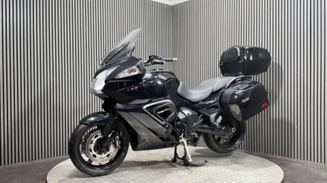 Triumph Trophy 1200 1215 SE 2016 ONLY 19K MOT SEPTEMBER 2027 FULL LUGGAGE 12