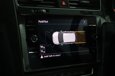 Volkswagen Golf SE NAVIGATION TDI 37