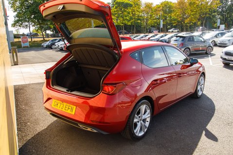 SEAT Leon ETSI FR DSG MHEV 34