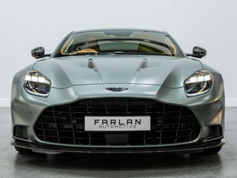 Aston Martin Vanquish 5.2 V12 BiTurbo Coupe 2dr Petrol Auto Euro 6 (s/s) (835 ps) 13
