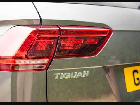 Volkswagen Tiguan 1.5 Tiguan R-Line TSi Evo Semi-Auto 5dr 17