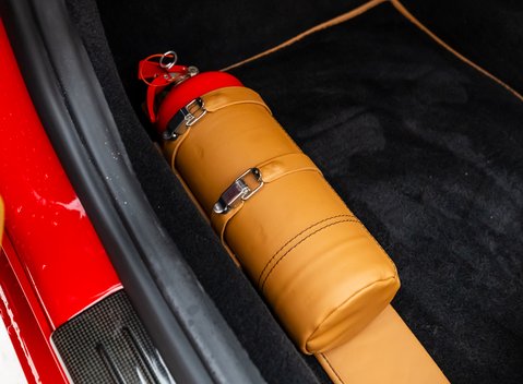 Ferrari California T 18