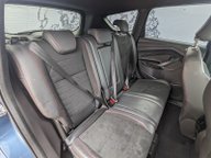 Ford Kuga ST-LINE TDCI 17