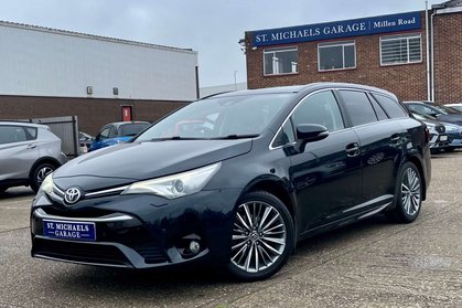Toyota Avensis 1.8 Avensis Excel Valvematic CVT 5dr