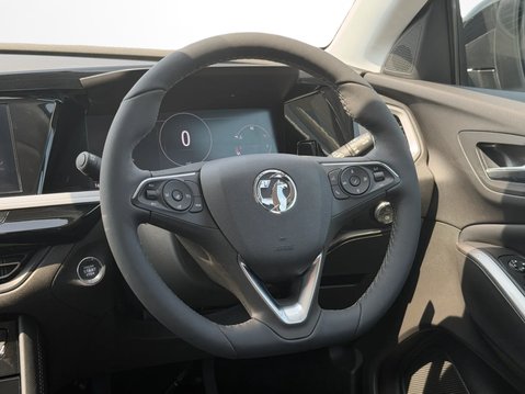 Vauxhall Grandland 1.2 Turbo Ultimate 5dr 17