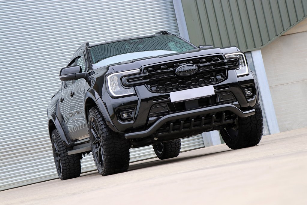 Ford Ranger Brand new WILDTRAK 2.3  MHEV plug in hybrid styled at seeker  5