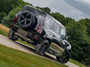 Land Rover Defender P400e XS Edition 20