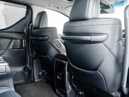 Toyota Alphard 2.5 MPV 2.5 SUV Automatic Petrol 27