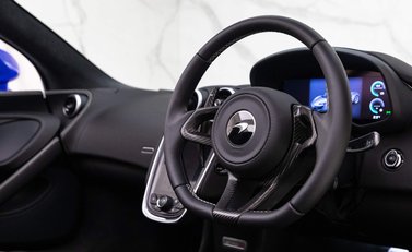 McLaren 570S V8 SSG 8