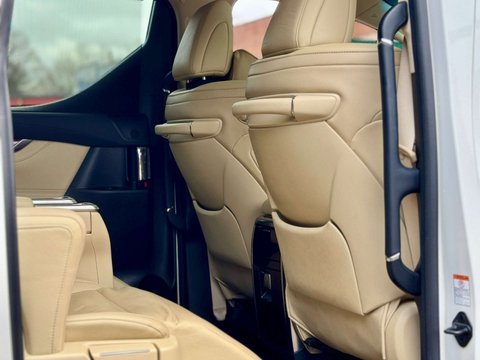 Toyota Alphard 3.5 V6 EXECUTIVE LOUNGE 7 SEAT 80
