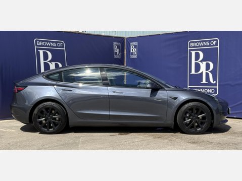 Tesla Model 3 Saloon 4dr Electric Auto RWD (241 bhp) 2