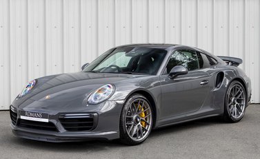 Porsche 911 Turbo S (991.2) 6