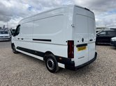 Renault Master LWB L3H2 Medium Roof Advance Air Con Sensors EURO 6 10