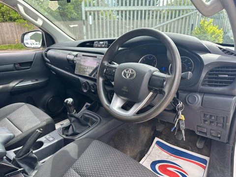 Toyota Hilux ACTIVE 4WD D-4D DCB 16