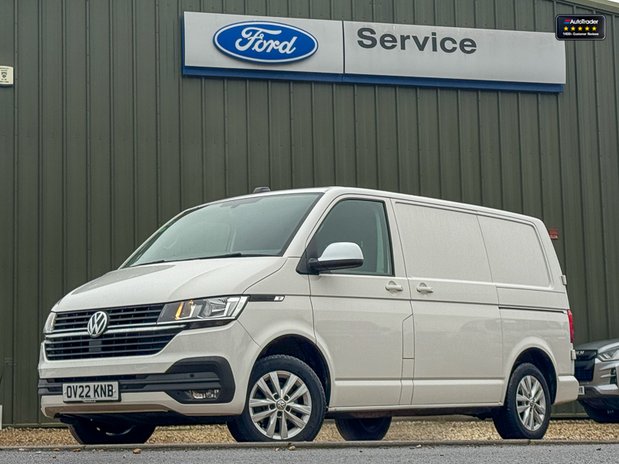 Volkswagen Transporter SWB L1H1 Low Roof Highline T28 Air Con Alloys Sensors EURO 6 48