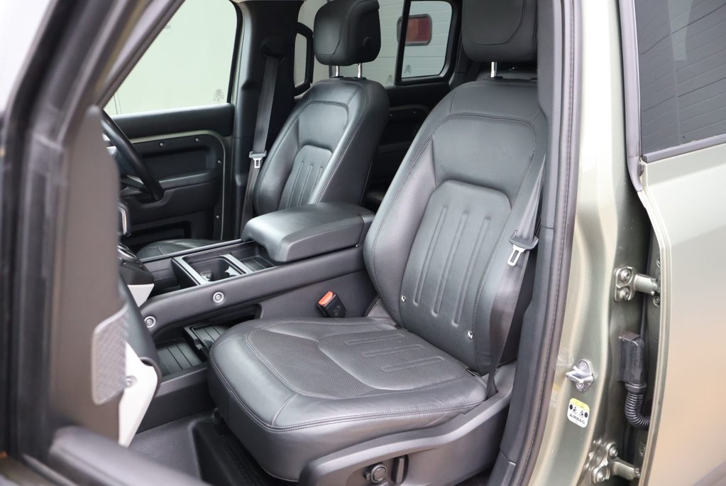 Land Rover Defender 110 P300 HSE STYLED BY SEEKER HUGE SPEC LOOKS AMAZING  PRICE MATCH OFFER  23