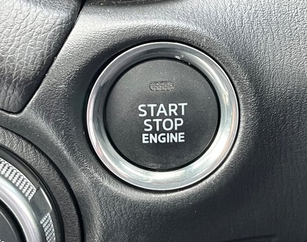 Mazda MX-5 SPORT NAV 43