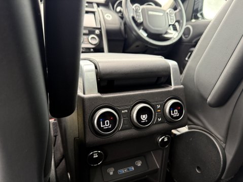Land Rover Discovery TD6 FIRST EDITION 41