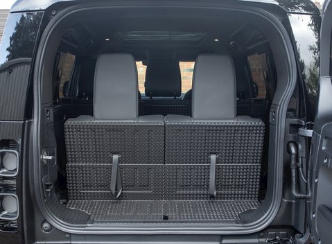 Land Rover Defender 110 X P400 39