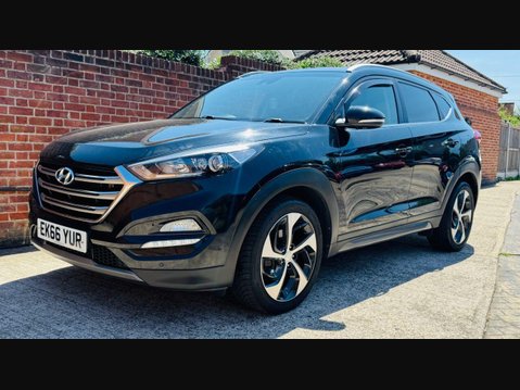 Hyundai TUCSON 1.7 CRDi Blue Drive Premium SUV 5dr Diesel DCT Euro 6 (s/s) (141 ps) 8