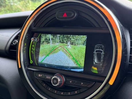 Mini Hatch 1.5 Cooper Auto 5dr 16