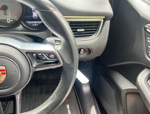 Porsche Macan 3.0 Macan S Semi-Auto 4WD 5dr 27
