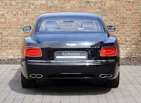 Bentley Flying Spur V8 12