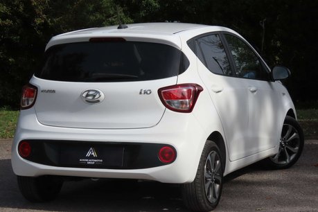 Hyundai i10 1.0 Play Hatchback 5dr Petrol Manual Euro 6 (67 ps) 4