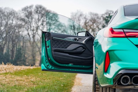 BMW M8 COUPE Competition 7