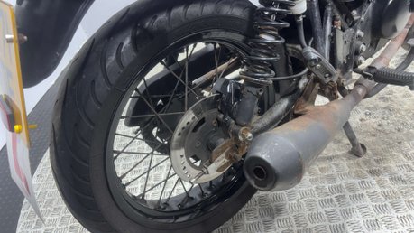 Bullit Bluroc 2021 6K RUNNING RETRO MODERN CLASSIC BIKE PROJECT 125CC LEARNER 11