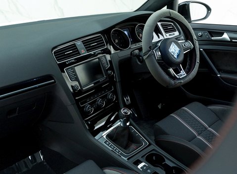 Volkswagen Golf GTI Clubsport S 15