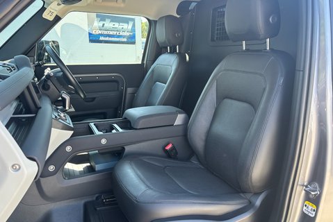 Land Rover Defender 90 D250 Hard Top SE MHEV 3