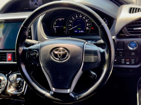 Toyota Voxy TRD Hybrid Edition 47
