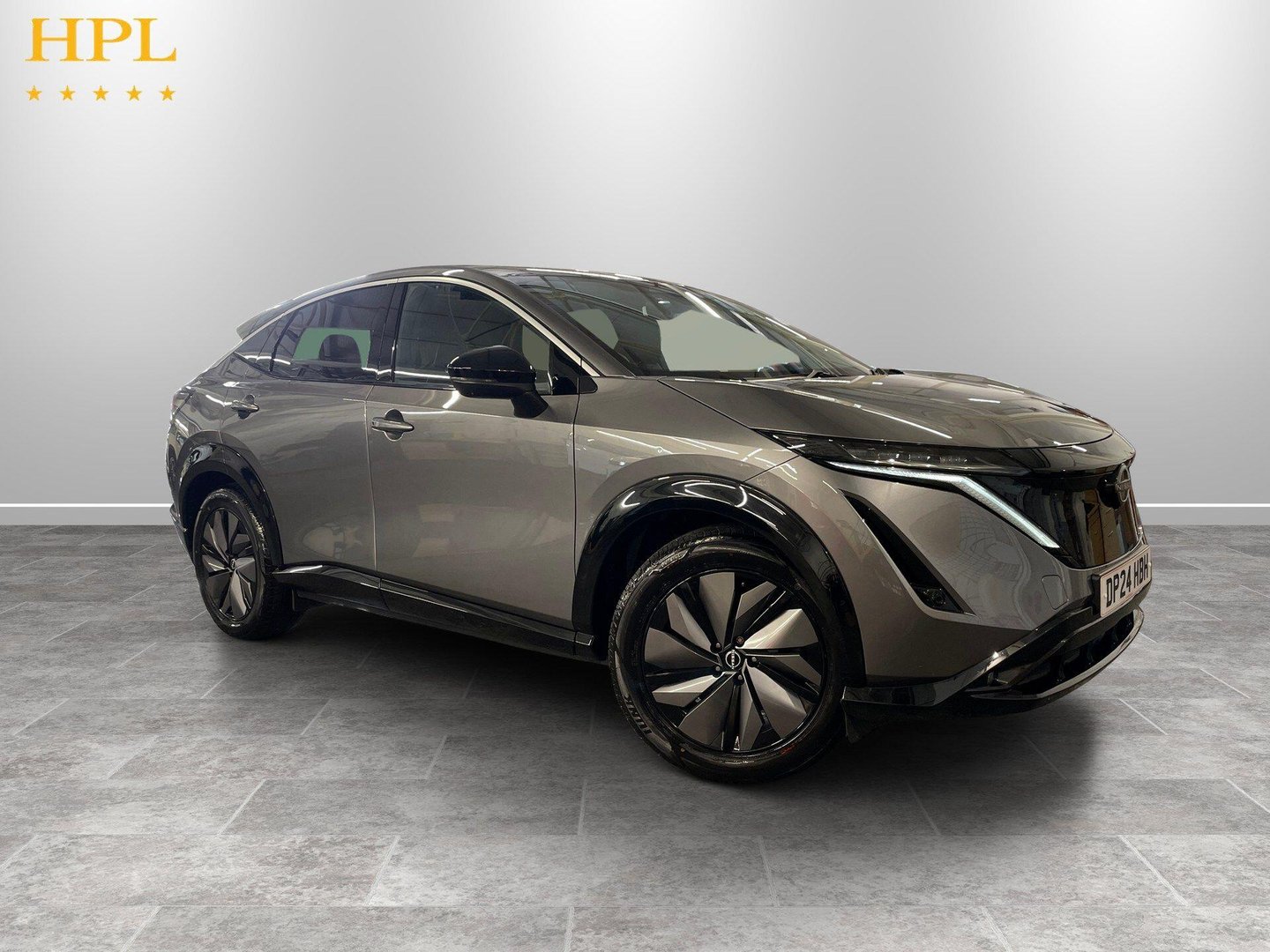 Nissan Ariya listing photo