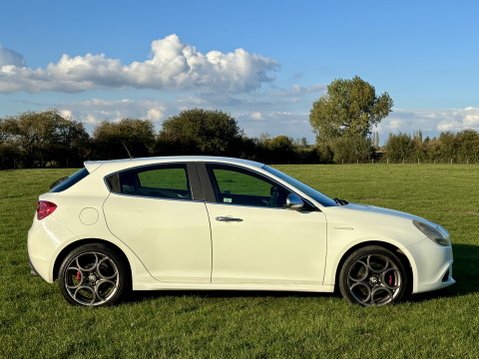 Alfa Romeo Giulietta JTDM-2 VELOCE Part Exchange to Clear 3