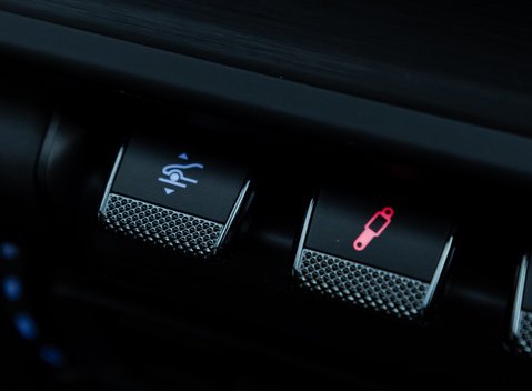 Porsche 911 GT3 TOURING (992) 21